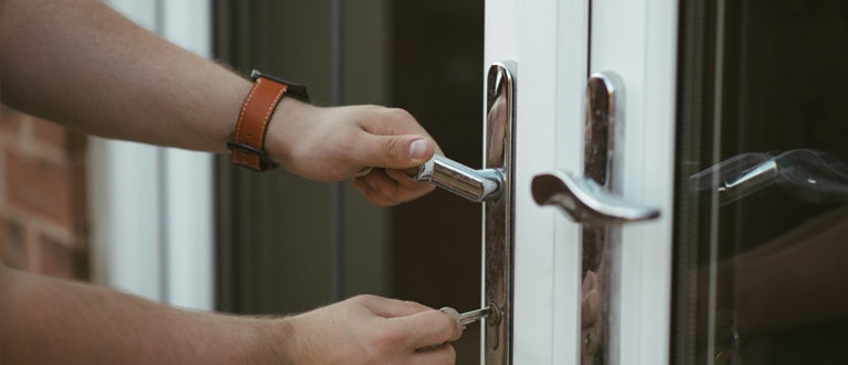 24 hour key locksmith Altadena